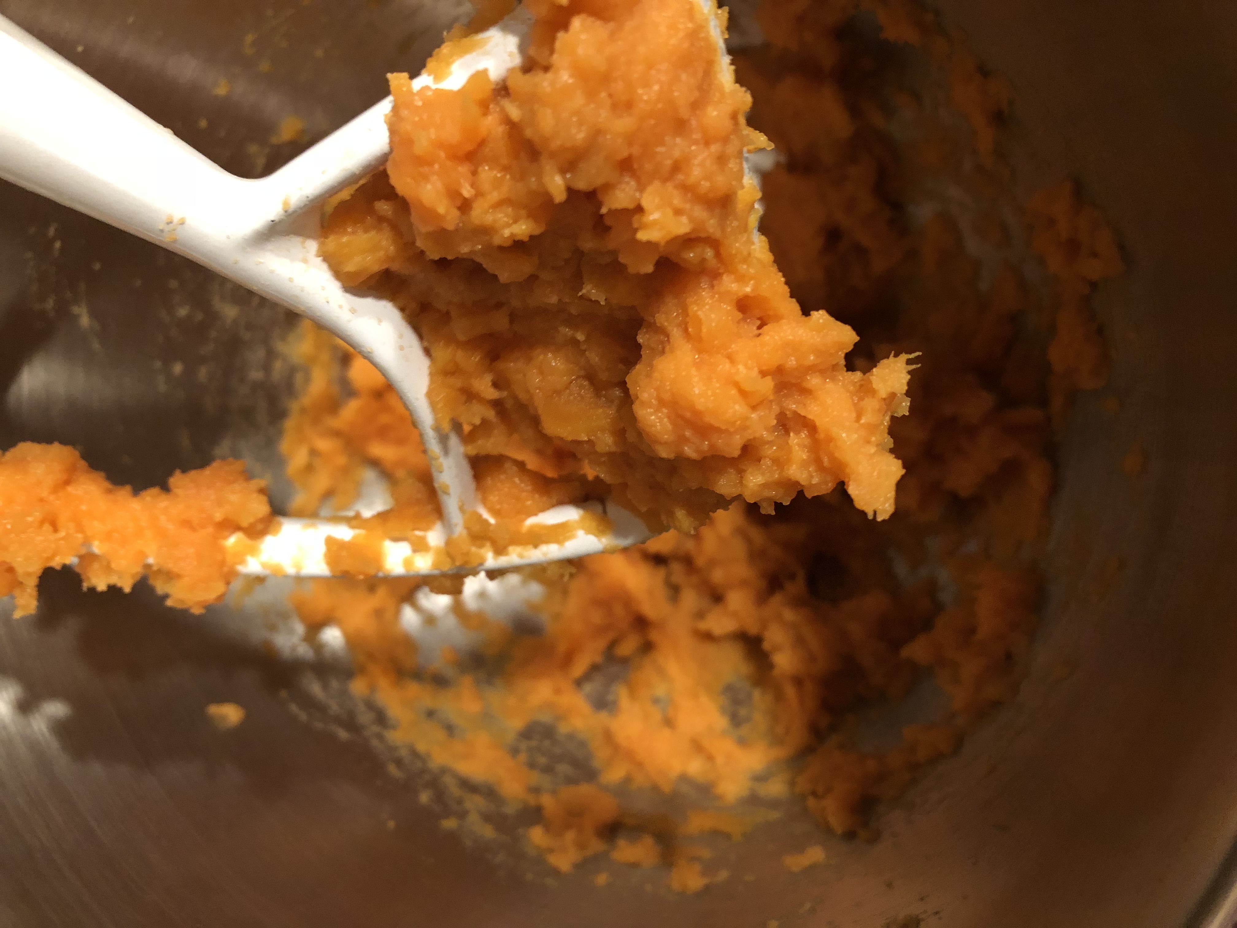 Sweet potato scones, whipping sweet potatoes